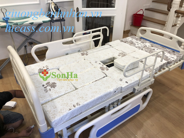 tính năng bô vệ sinh giường y tế đa năng gb-4